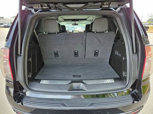 Used 2024 Chevrolet Tahoe RST w/ Luxury Package image 18