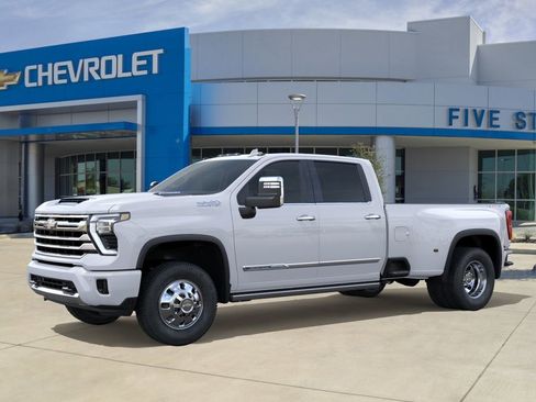 New 2026 Chevrolet Silverado 3500 High Country AWD/4WD image 2
