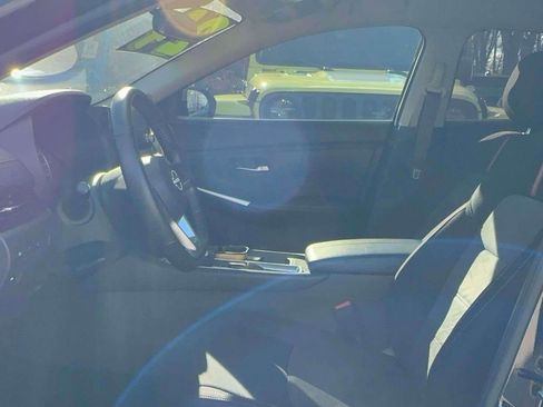 Used 2024 Nissan Sentra SR image 15