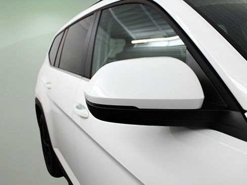 Used 2024 Volkswagen Atlas SE w/ Black Wheel Package FWD image 42