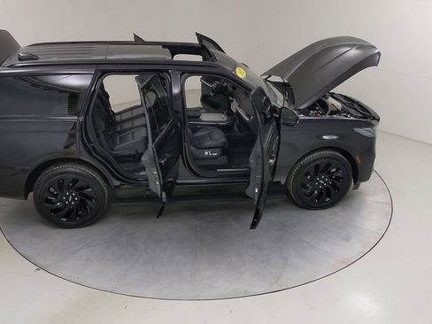 Used 2025 Lincoln Navigator Reserve w/ Jet Appearance Package AWD/4WD image 54
