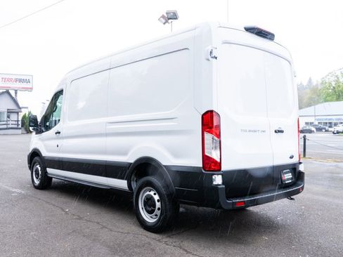 Used 2023 Ford Transit 250 Medium Roof RWD image 4