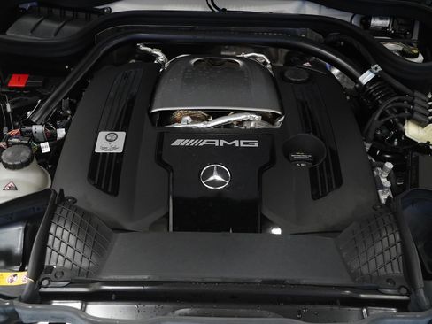 Used 2025 Mercedes-Benz G 63 AMG AMG G 63 image 36