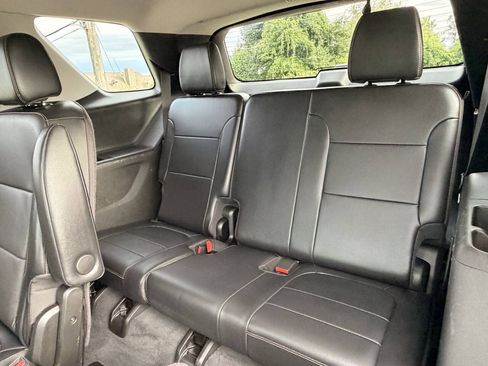 Used 2019 Chevrolet Traverse Premier w/ Redline Edition AWD/4WD image 28