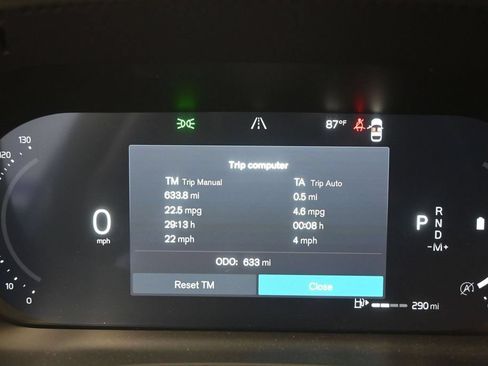 Used 2026 Volvo XC60 B5 Plus AWD/4WD image 13