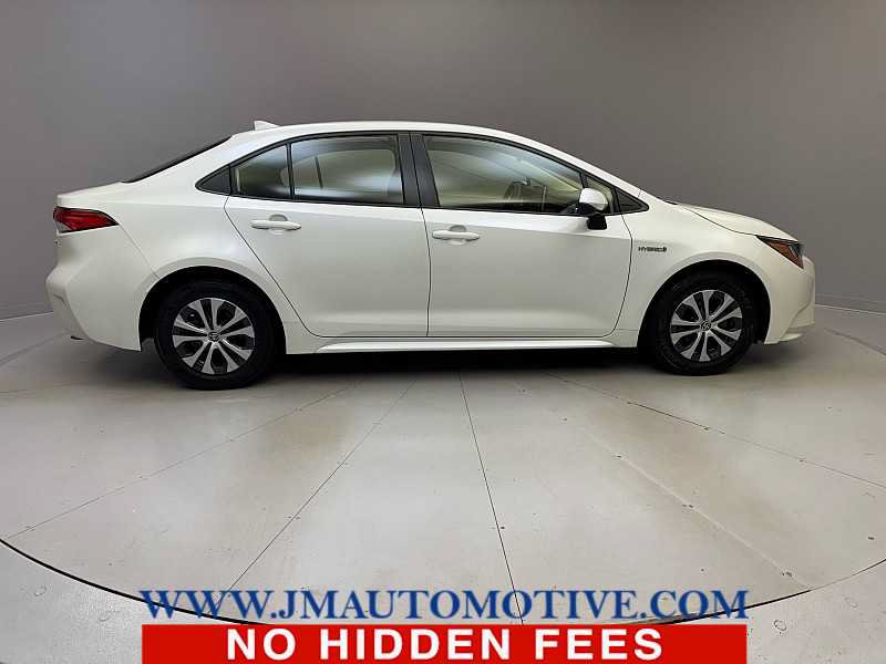 Used 2020 Toyota Corolla LE FWD image 6