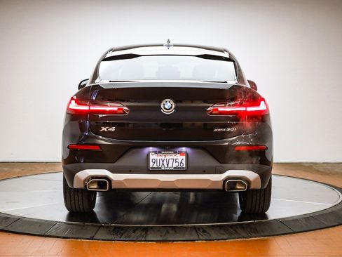 Used 2025 BMW X4 xDrive30i w/ Convenience Package image 8