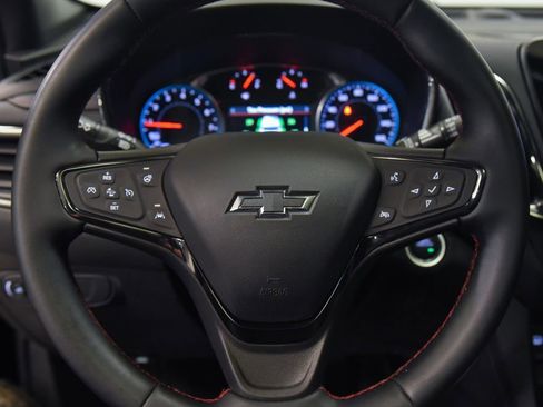 Used 2024 Chevrolet Equinox RS w/ RS Leather Package FWD image 28