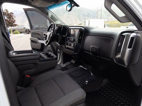 Used 2019 Chevrolet Silverado 2500 LT AWD/4WD image 21
