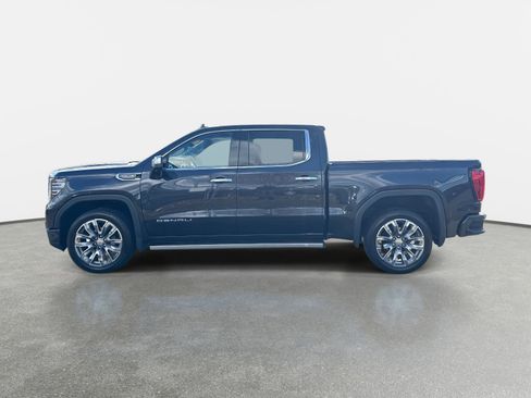 Used 2023 GMC Sierra 1500 Denali w/ Denali Reserve Package image 8