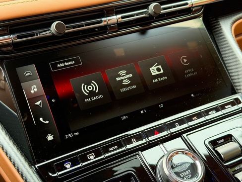 Used 2025 Aston Martin DB12 Coupe RWD image 25