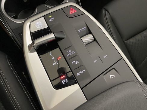 Used 2025 BMW X1 xDrive28i w/ Convenience Package image 28