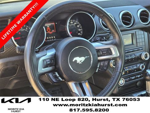Used 2018 Ford Mustang EcoBoost image 10