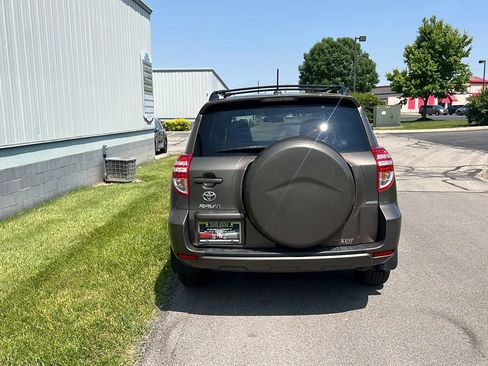 Used 2011 Toyota RAV4 4WD image 6