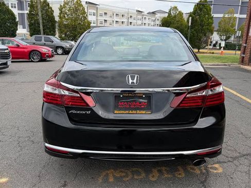 Used 2016 Honda Accord LX image 9