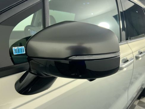 New 2026 Kia Carnival SX w/ SX Dark Edition Package FWD image 12