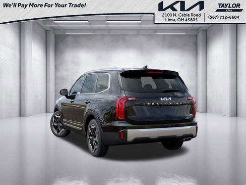 New 2025 Kia Telluride S image 4