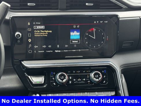 Used 2025 GMC Sierra 2500 Denali AWD/4WD image 17