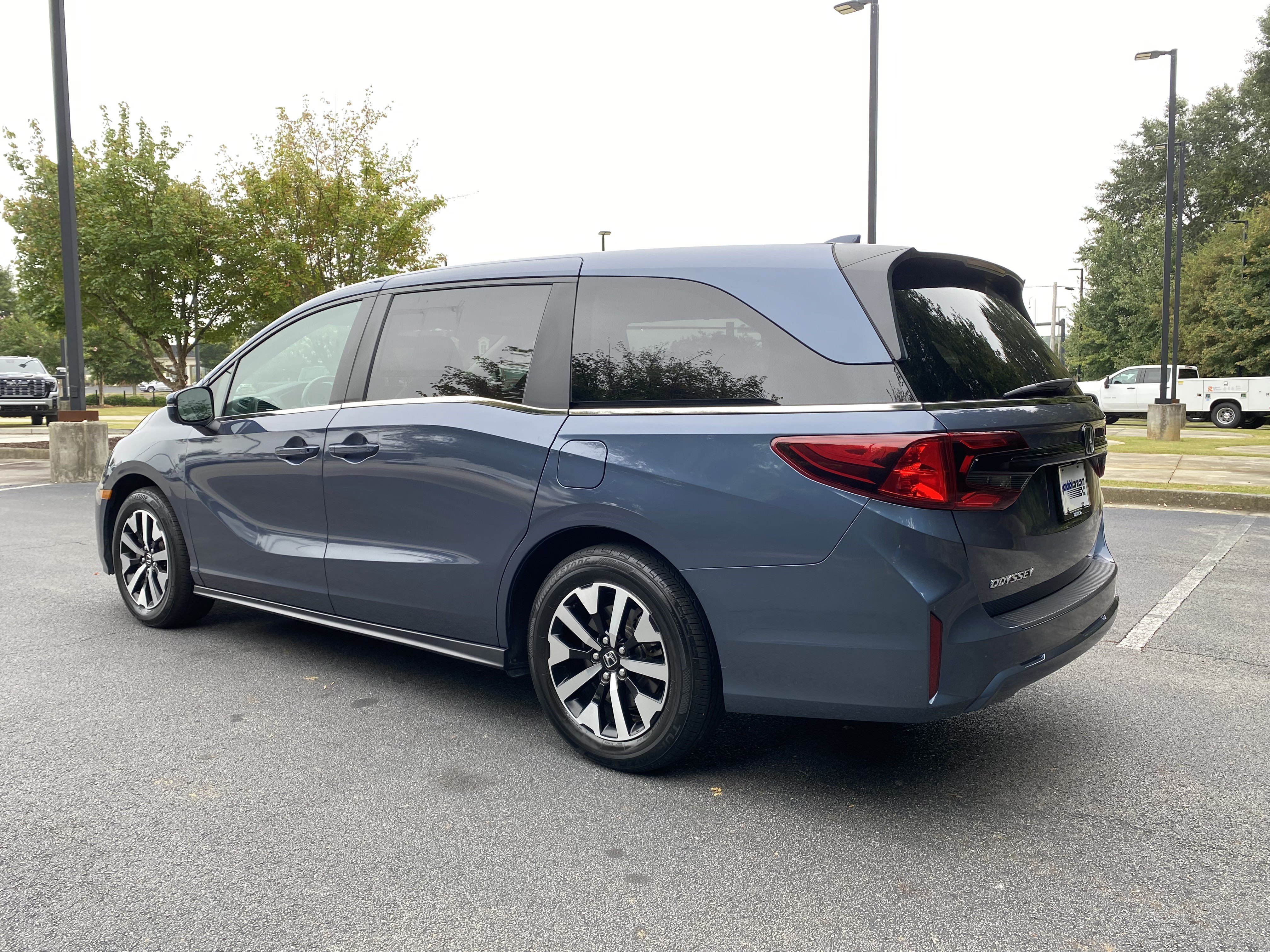 Used 2025 Honda Odyssey EX-L image 7