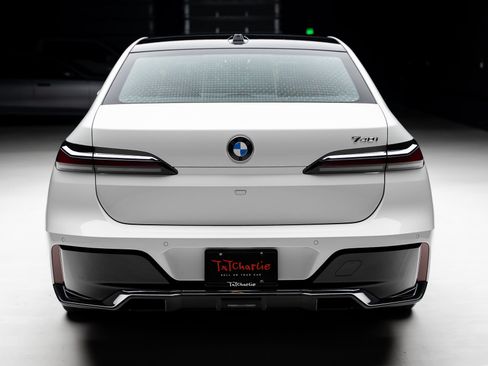 Used 2026 BMW 740i RWD image 25