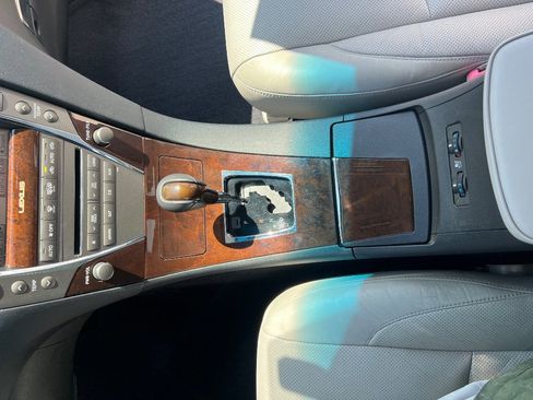 Used 2011 Lexus ES 350 image 30