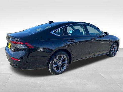New 2026 Honda Accord EX-L image 8