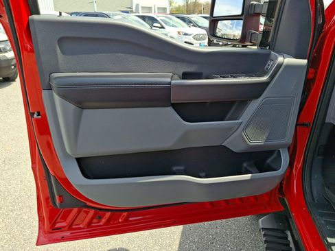 Certified 2025 Ford F350 XLT AWD/4WD image 12