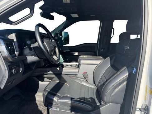 Used 2024 Ford F450 Platinum AWD/4WD image 9