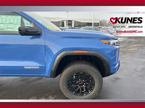 New 2026 GMC Canyon Elevation w/ Convenience Package image 15