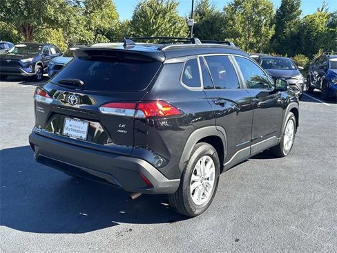 Used 2023 Toyota Corolla Cross LE image 4