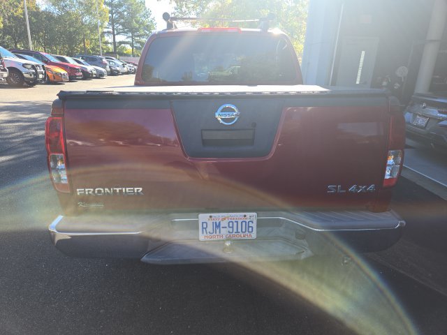 Used 2011 Nissan Frontier SL AWD/4WD image 4