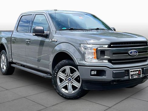 Used 2018 Ford F150 XLT w/ Equipment Group 302A Luxury AWD/4WD image 3