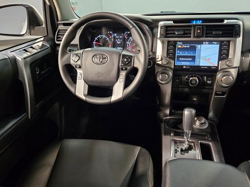 Used 2021 Toyota 4Runner SR5 Premium w/ Moonroof Package image 9