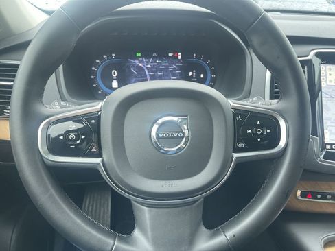 Used 2024 Volvo XC90 B6 Plus AWD/4WD image 5