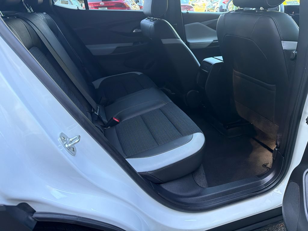 Used 2025 Buick Envista Preferred FWD image 15