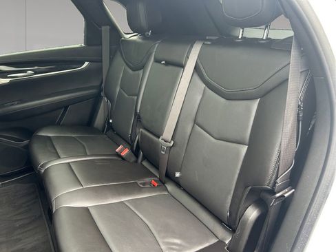 Used 2021 Cadillac XT5 Premium Luxury AWD/4WD image 16