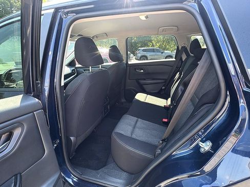 Certified 2025 Nissan Rogue SV AWD/4WD image 21