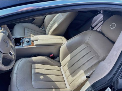Used 2014 Mercedes-Benz CLS 550 4MATIC image 19