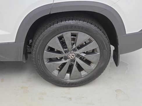 Used 2024 Volkswagen Taos S FWD image 33