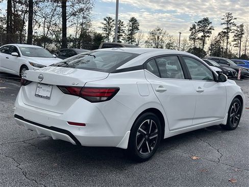 Certified 2024 Nissan Sentra SV image 26