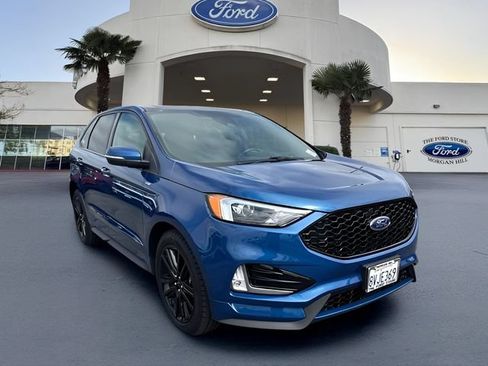 Certified 2020 Ford Edge ST-Line AWD/4WD image 4