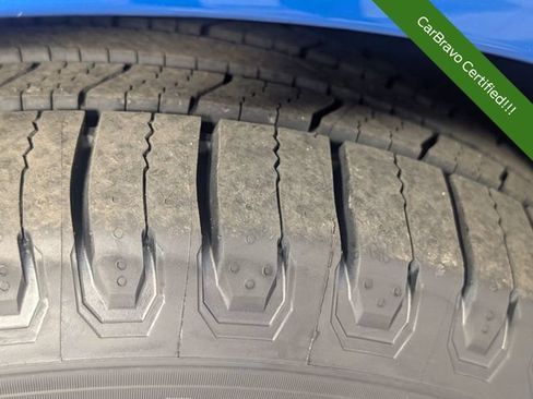 Used 2019 Ford Fusion SE FWD image 10