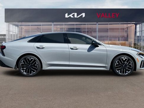 Used 2025 Kia K5 GT-Line w/ GT-Line Premium Package FWD image 3