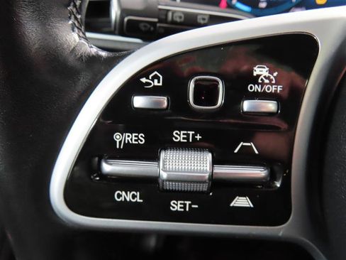 Used 2021 Mercedes-Benz GLE 450 4MATIC image 25