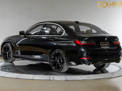 Used 2024 BMW 330i xDrive Sedan w/ Premium Package image 12