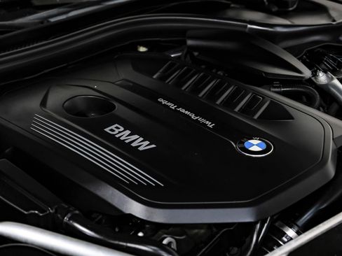 Used 2019 BMW 540i xDrive w/ M Sport Package image 54