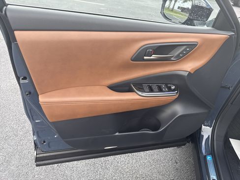 New 2025 Toyota Crown Signia w/ Advanced Technology Package image 24