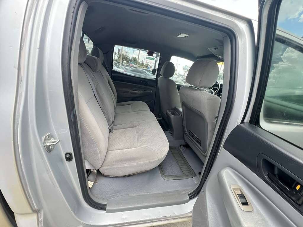 Used 2005 Toyota Tacoma PreRunner RWD image 14