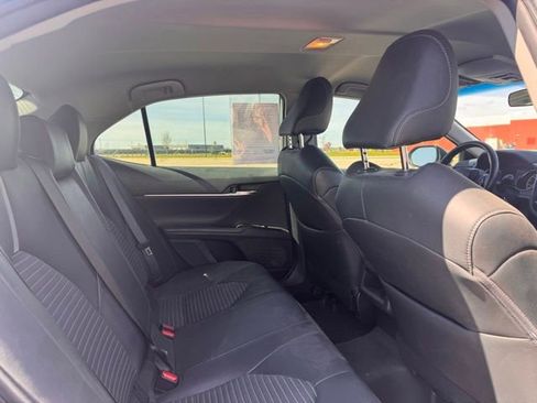 Used 2019 Toyota Camry SE FWD image 24