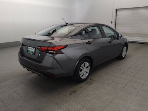 Used 2025 Nissan Versa S FWD image 9